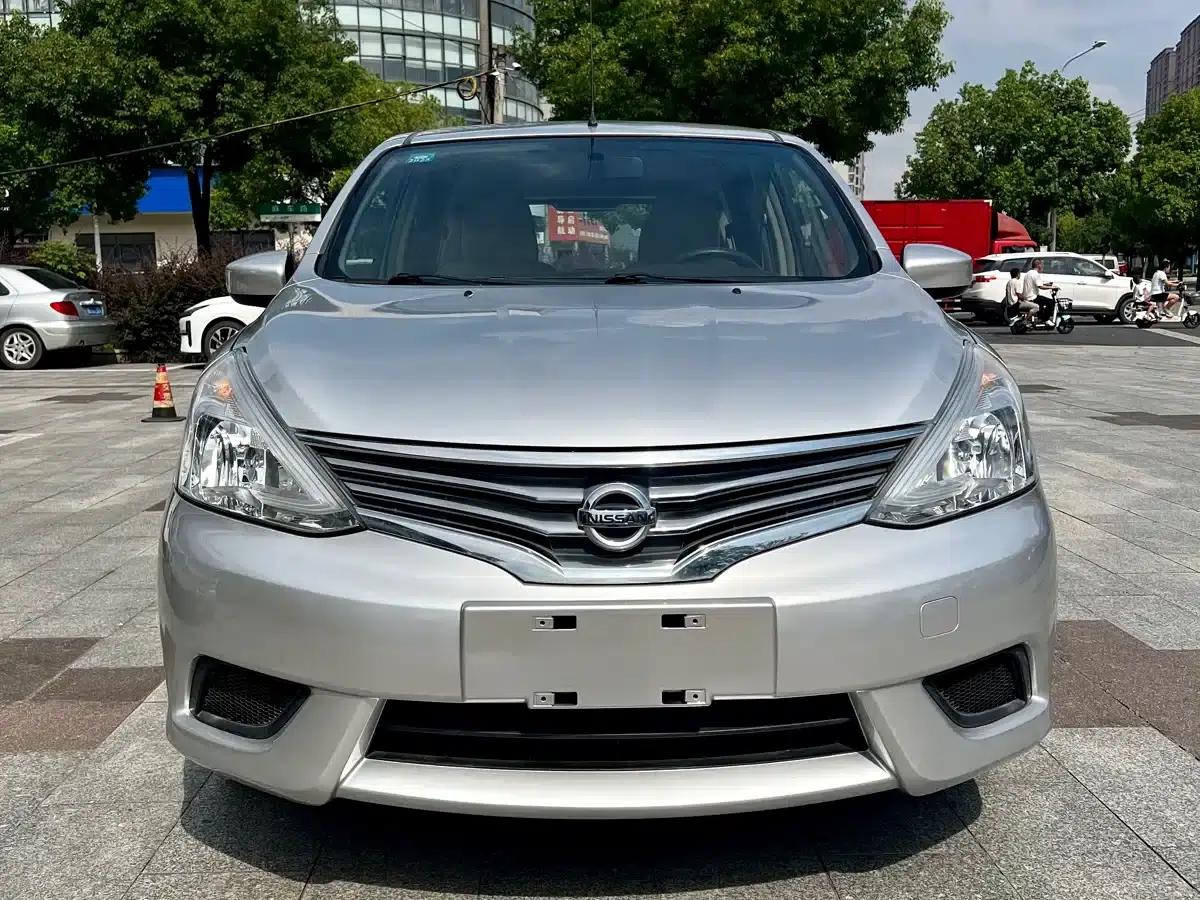 Nissan Livina 2015 1.6XE CVT Comfort Edition — миниатюра 2