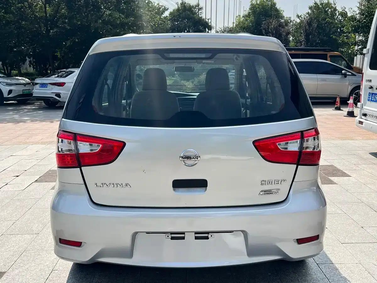 Nissan Livina 2015 1.6XE CVT Comfort Edition — миниатюра 13