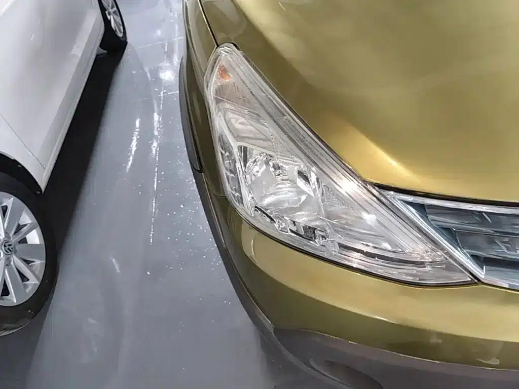 Nissan Livina 2013 Model 1.6XV CVT Deluxe Edition — миниатюра 13
