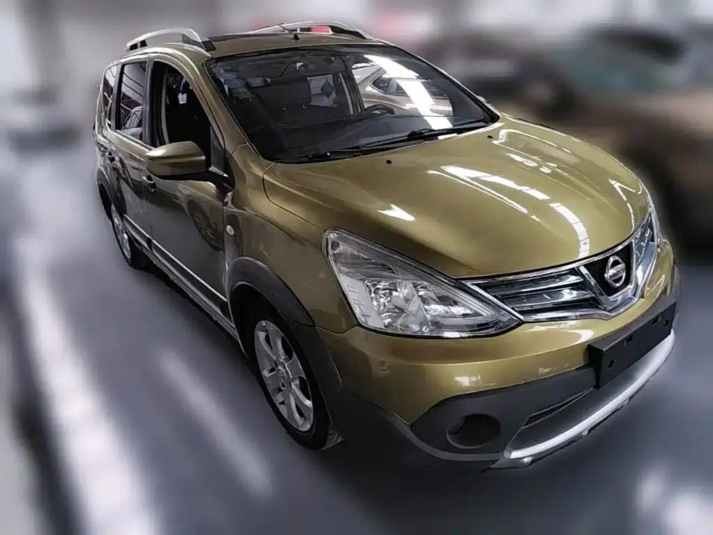 Nissan Livina 2013 Model 1.6XV CVT Deluxe Edition — миниатюра 7