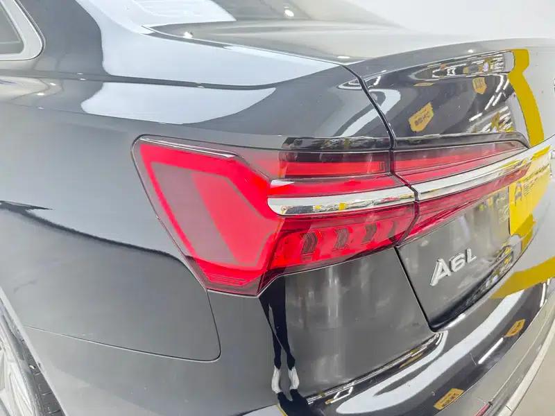 Audi A6L 2023 Facelift 45 TFSI Dynamic Edition — миниатюра 13