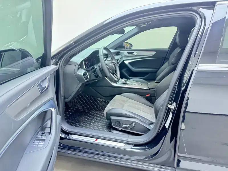 Audi A6L 2023 Facelift 45 TFSI Dynamic Edition — миниатюра 17