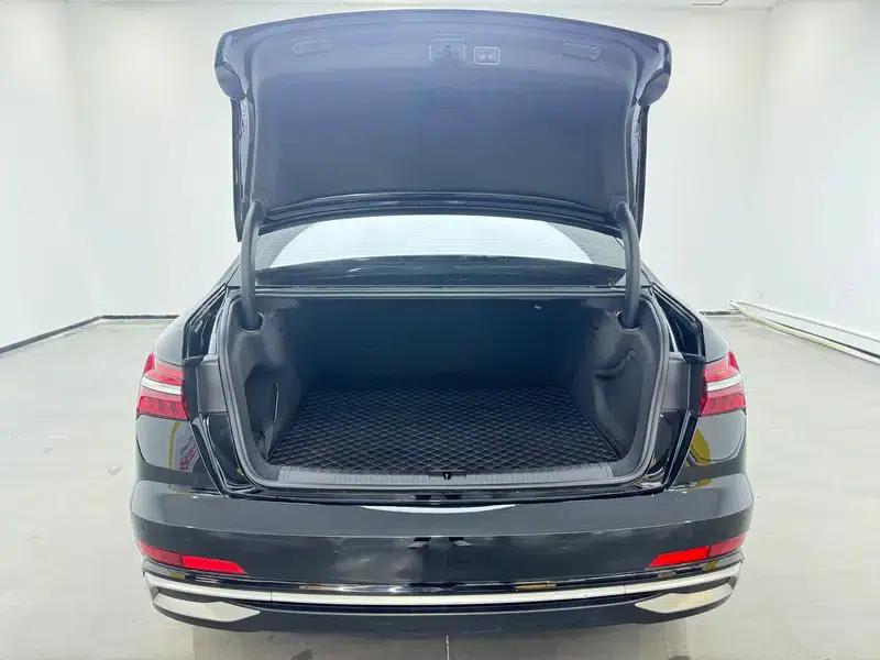 Audi A6L 2023 Facelift 45 TFSI Dynamic Edition — миниатюра 20