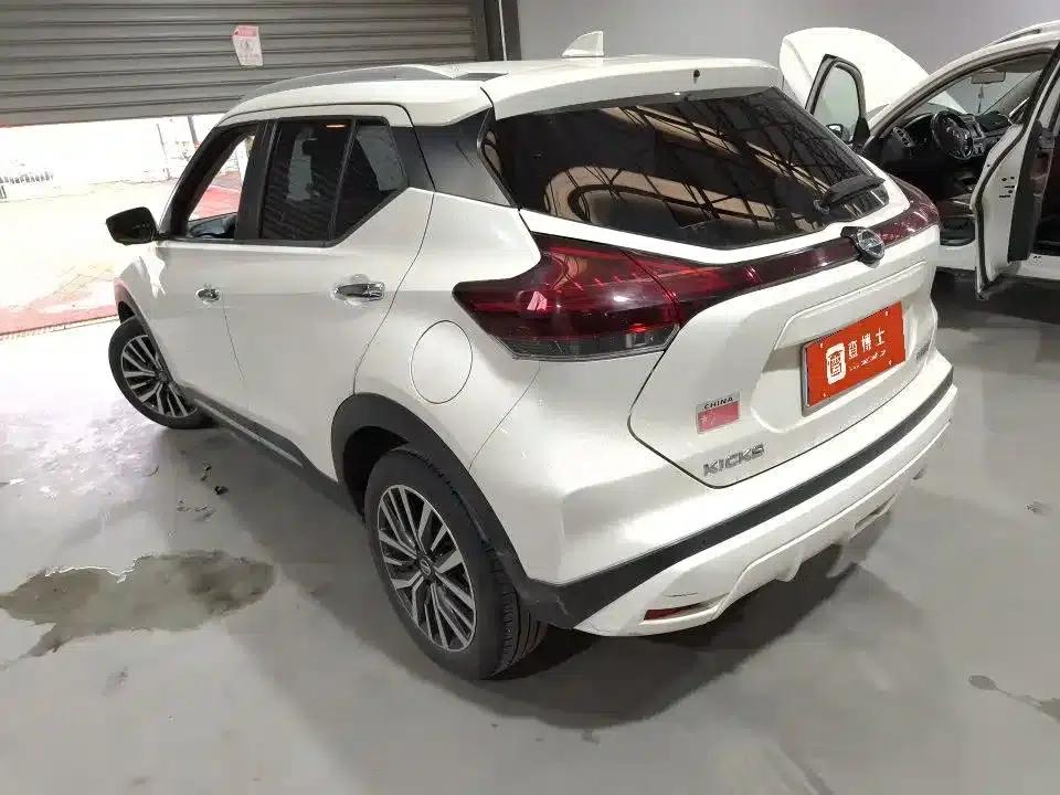 Nissan Kicks 2022 1.5L CVT XV Luxury Edition — миниатюра 2