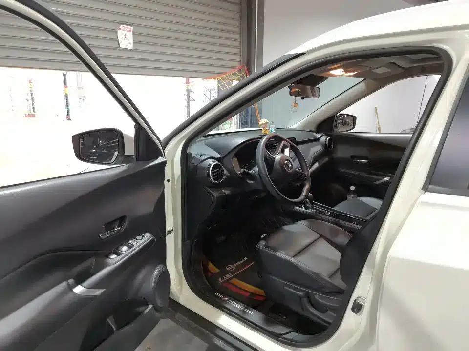 Nissan Kicks 2022 1.5L CVT XV Luxury Edition — миниатюра 3