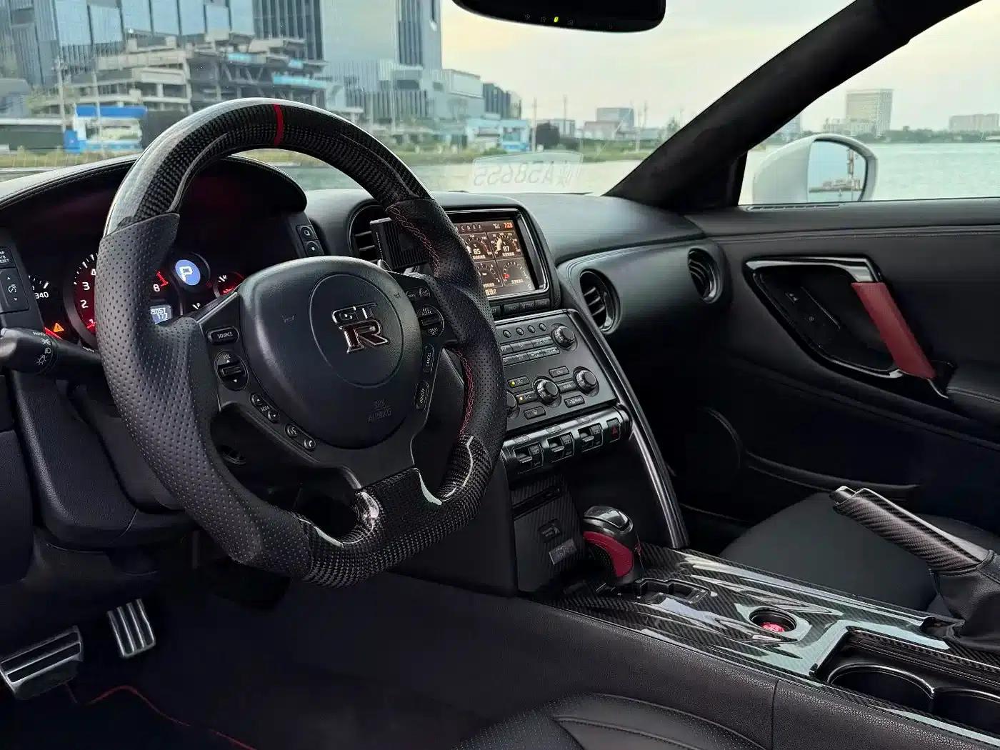 2012 Nissan GT-R 3.8T Premium Edition — миниатюра 7