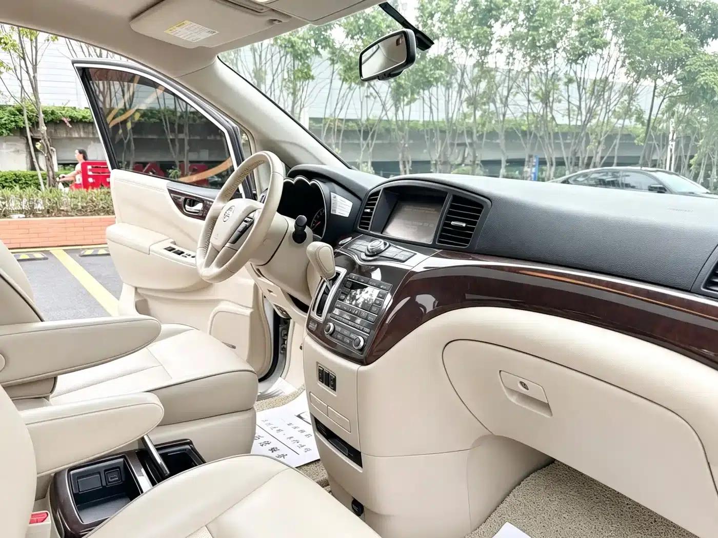 Quest 2015 3.5L SL — миниатюра 11