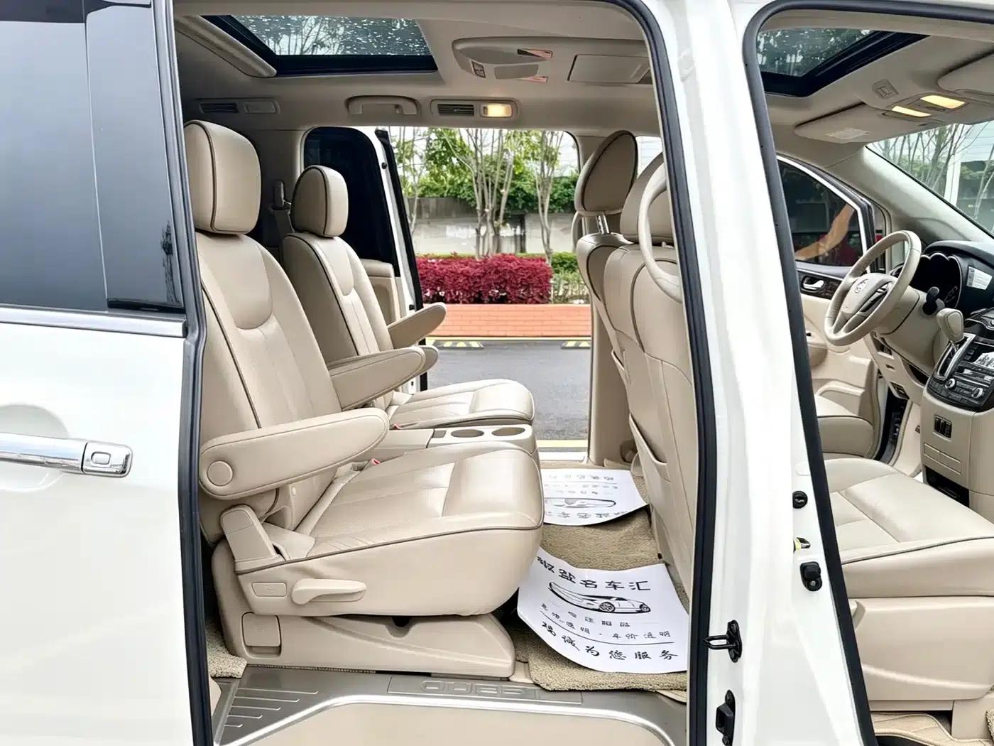 Quest 2015 3.5L SL — миниатюра 17