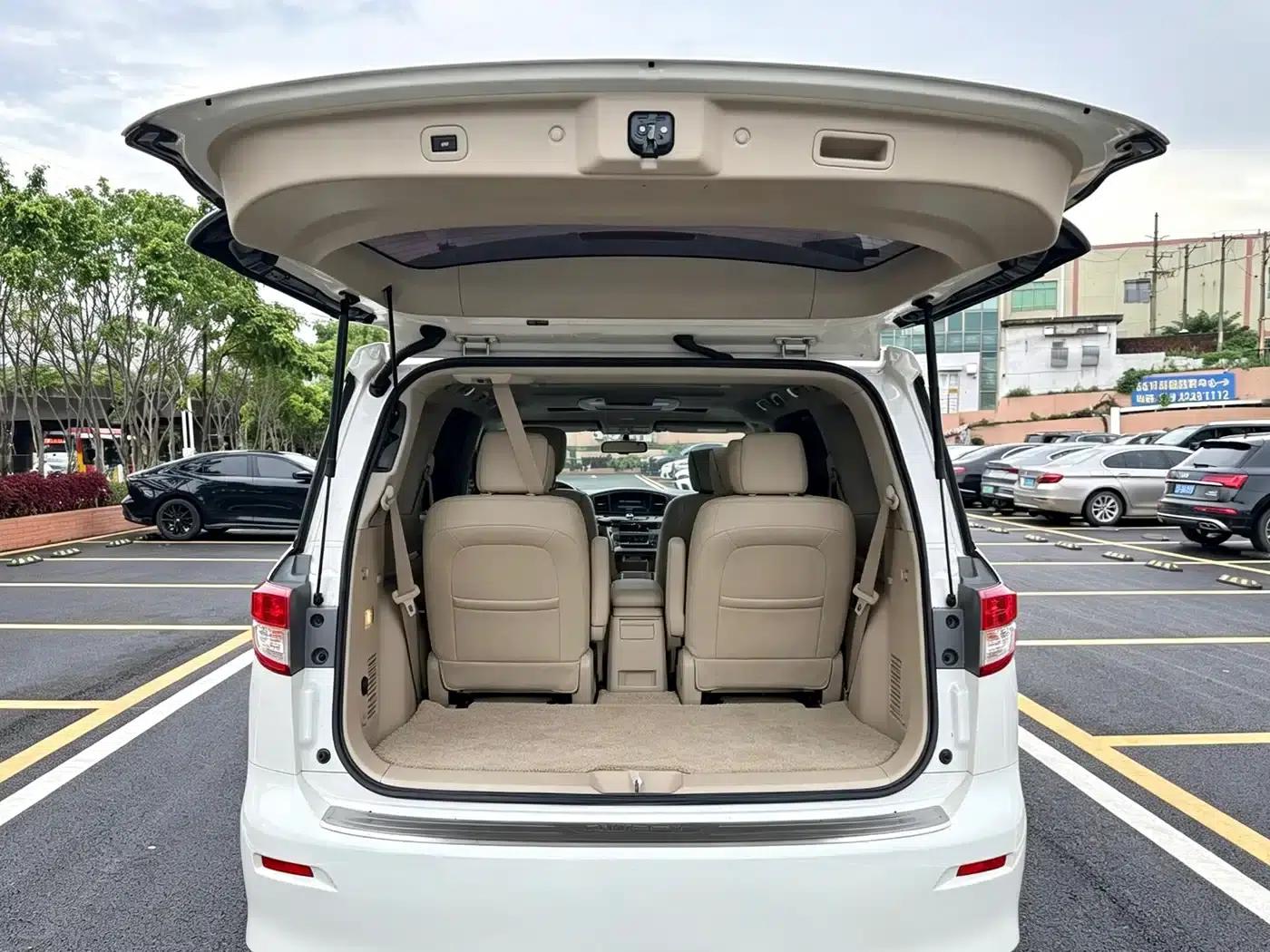 Quest 2015 3.5L SL — миниатюра 29