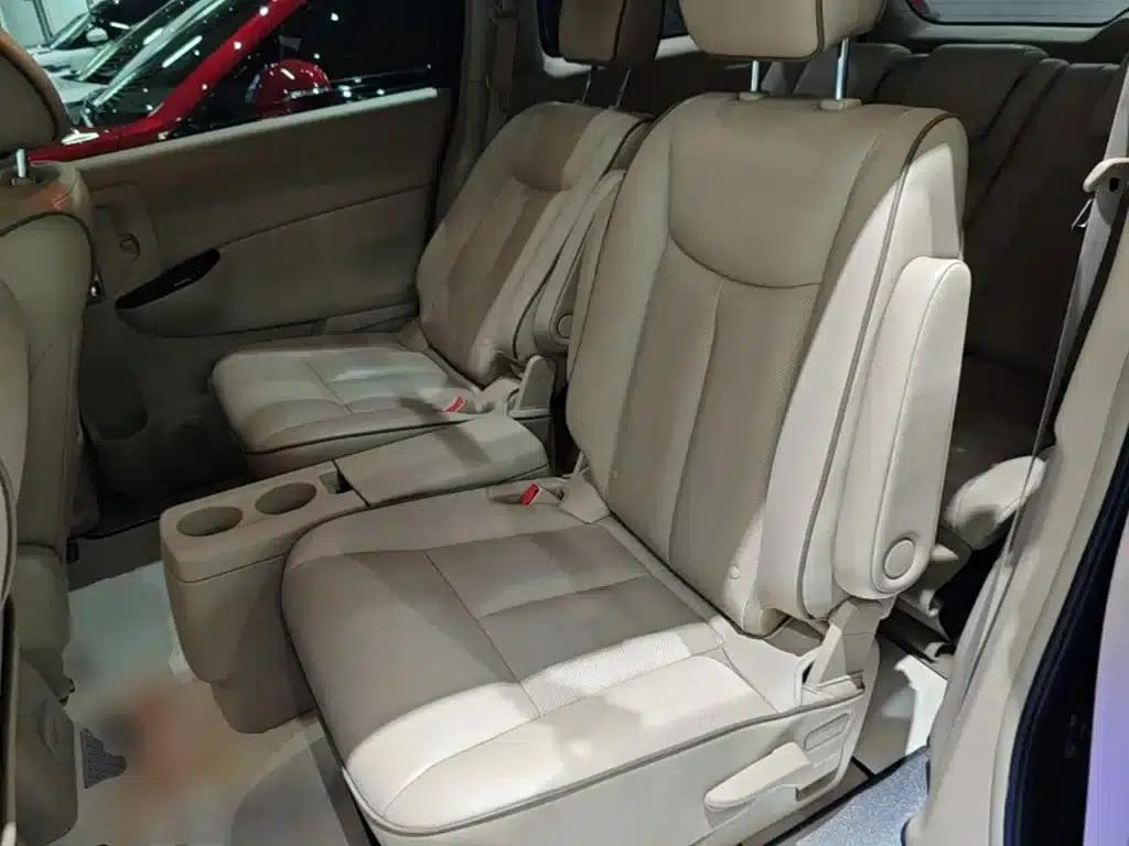 Quest 2015 3.5L SL — миниатюра 17