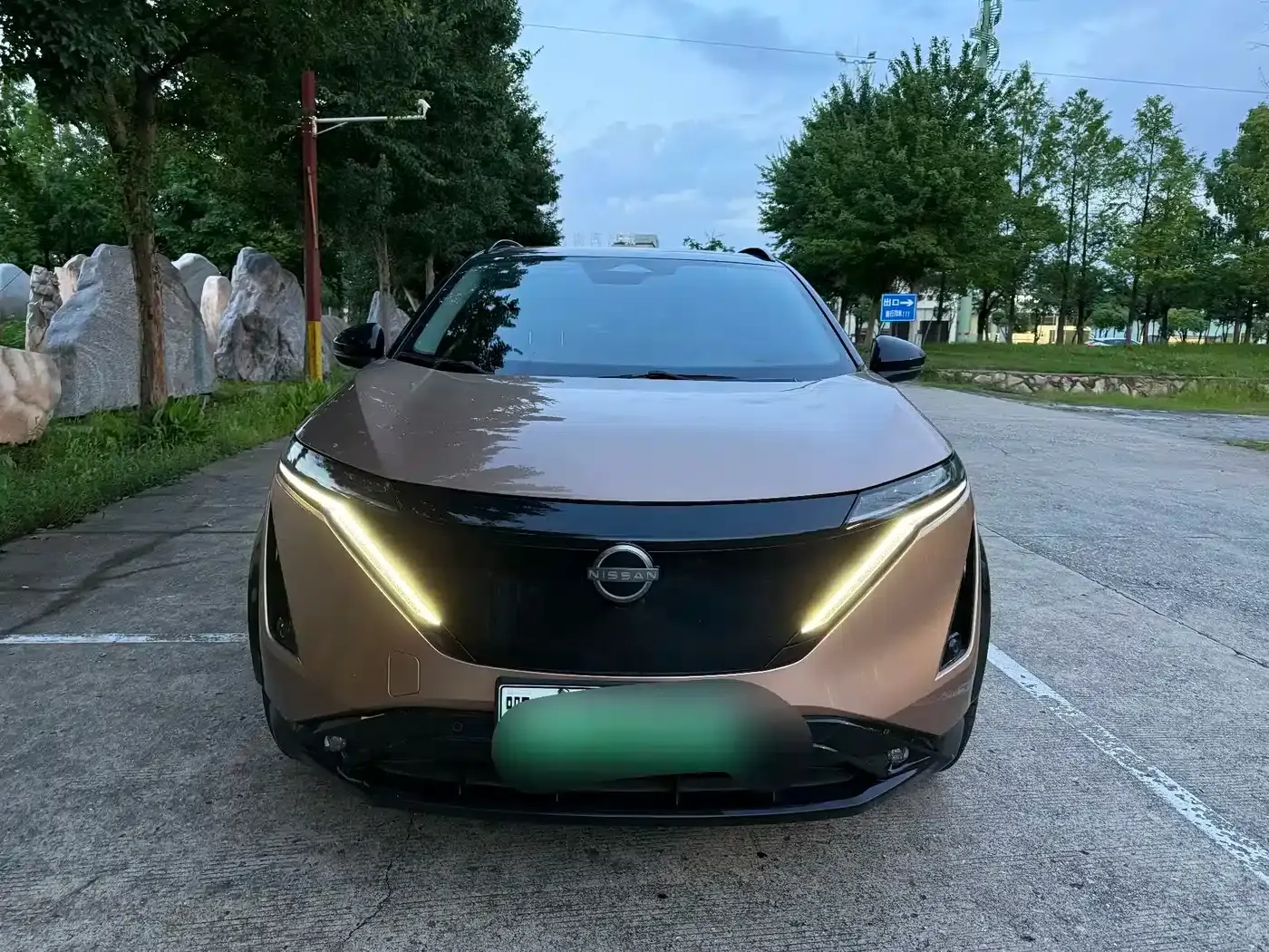 ARIYA 2022 Two-Wheel Drive Long Range Top-of-the-Line Edition — миниатюра 3