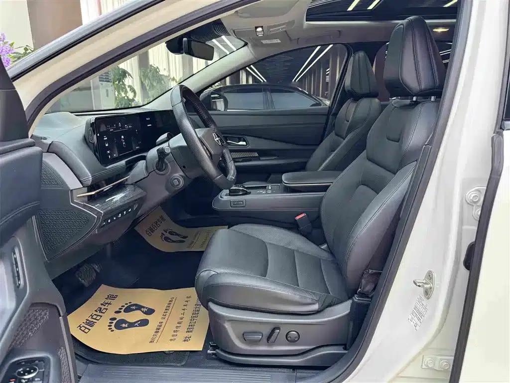 ARIYA 2022 Two-Wheel Drive Long Range Top-of-the-Line Edition — миниатюра 9