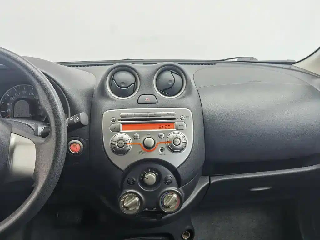 March 2010 1.5L Automatic Smart Edition — миниатюра 12