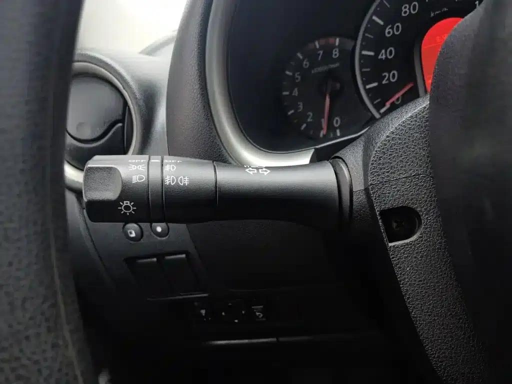 March 2010 1.5L Automatic Smart Edition — миниатюра 21