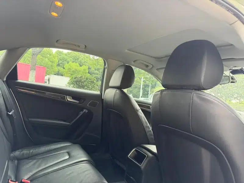 Audi A4L 2015 35 TFSI Automatic Comfort — миниатюра 23