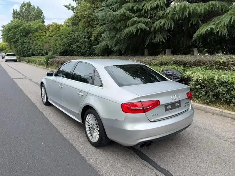 Audi A4L 2015 35 TFSI Automatic Comfort — миниатюра 5