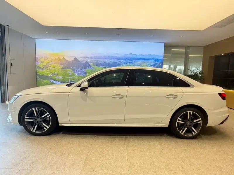 Audi A4L 2020 40 TFSI Fashion Elegance — миниатюра 3