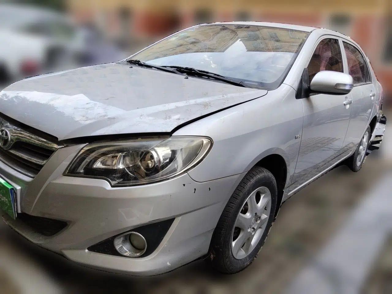 Toyota Corolla EX 2013 1.6L Manual Excellence Edition — миниатюра 1
