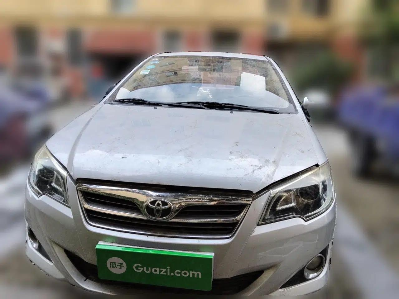 Toyota Corolla EX 2013 1.6L Manual Excellence Edition — миниатюра 2