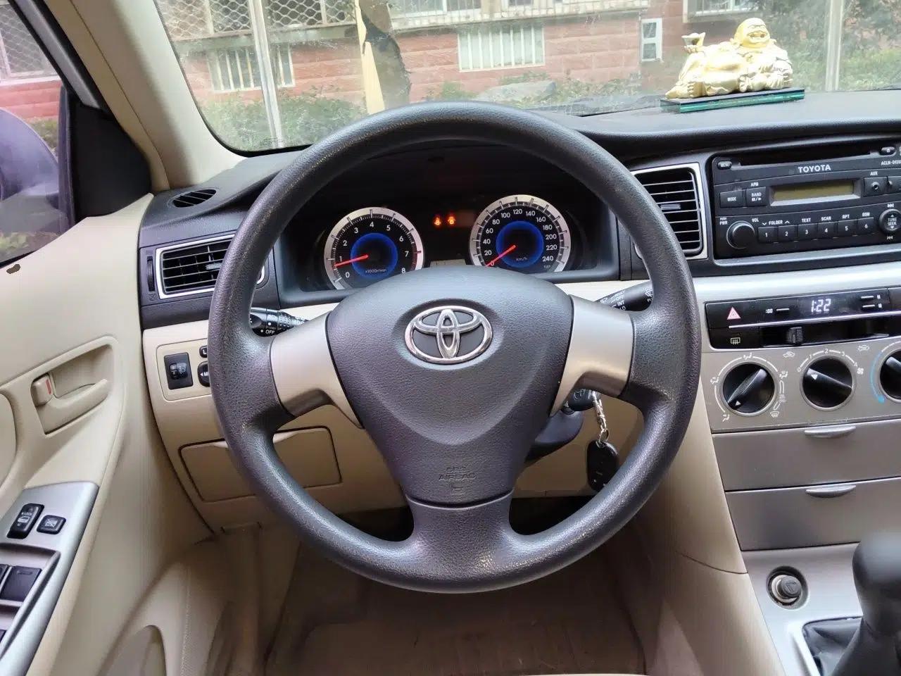 Toyota Corolla EX 2013 1.6L Manual Excellence Edition — миниатюра 10