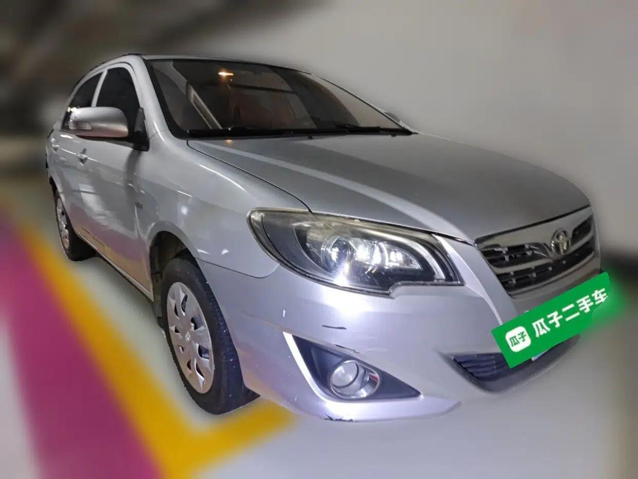 Toyota Corolla EX 2013 1.6L Manual Excellence Edition — миниатюра 3