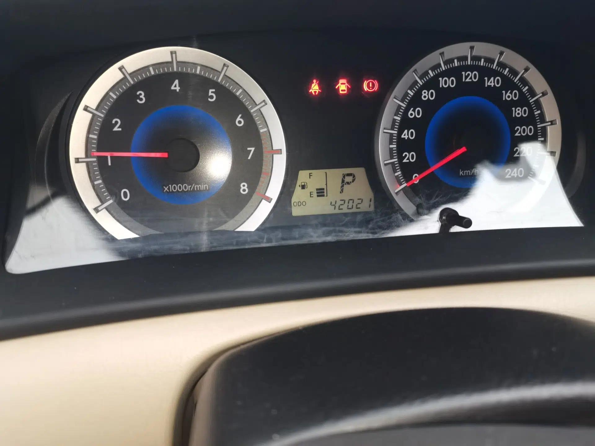 Toyota Corolla EX 2013 1.6L Automatic Excellence Edition — миниатюра 12