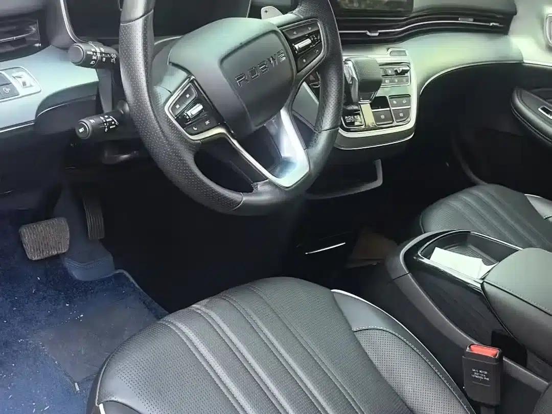 Roewe iMAX8 2022 400TGI Joyful Edition — миниатюра 2