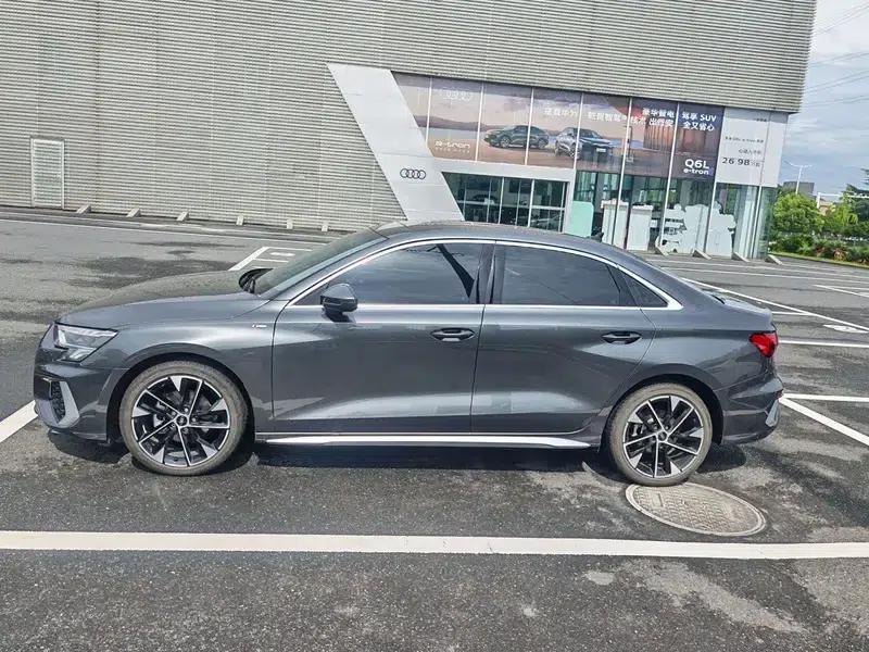 Audi A3 2023 Facelift A3L Limousine 35 TFSI Sporty Edition — миниатюра 2