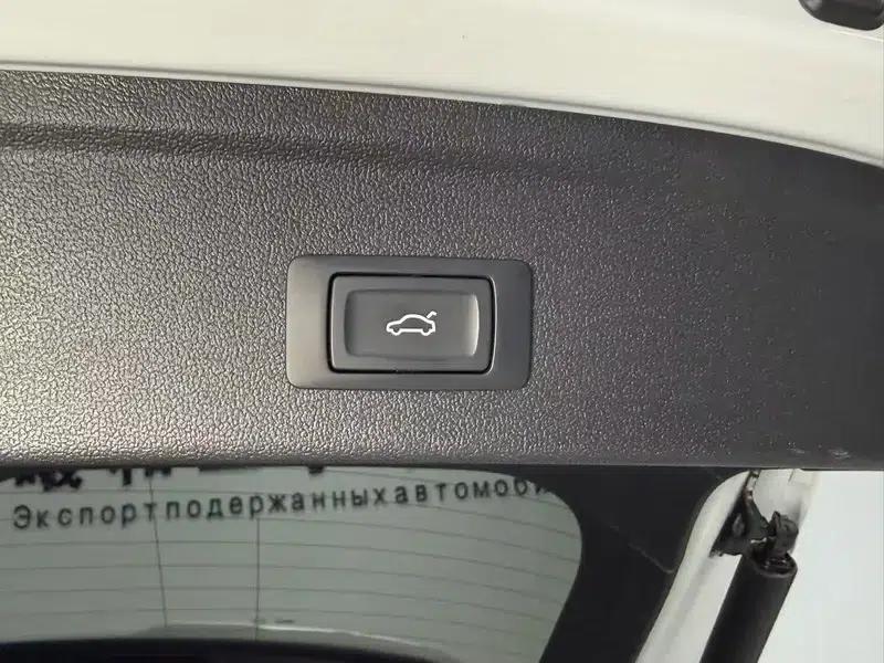 Audi A3 2022 Sportback 35 TFSI Fashion Sport — миниатюра 10