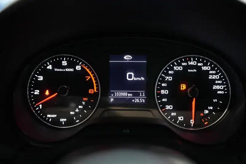 Audi A3 2018 30th Anniversary Edition Sportback 35 TFSI Fashion Model — миниатюра 11