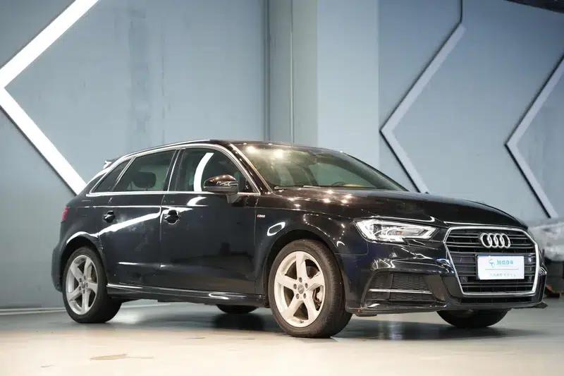 Audi A3 2018 30th Anniversary Edition Sportback 35 TFSI Fashion Model — миниатюра 3
