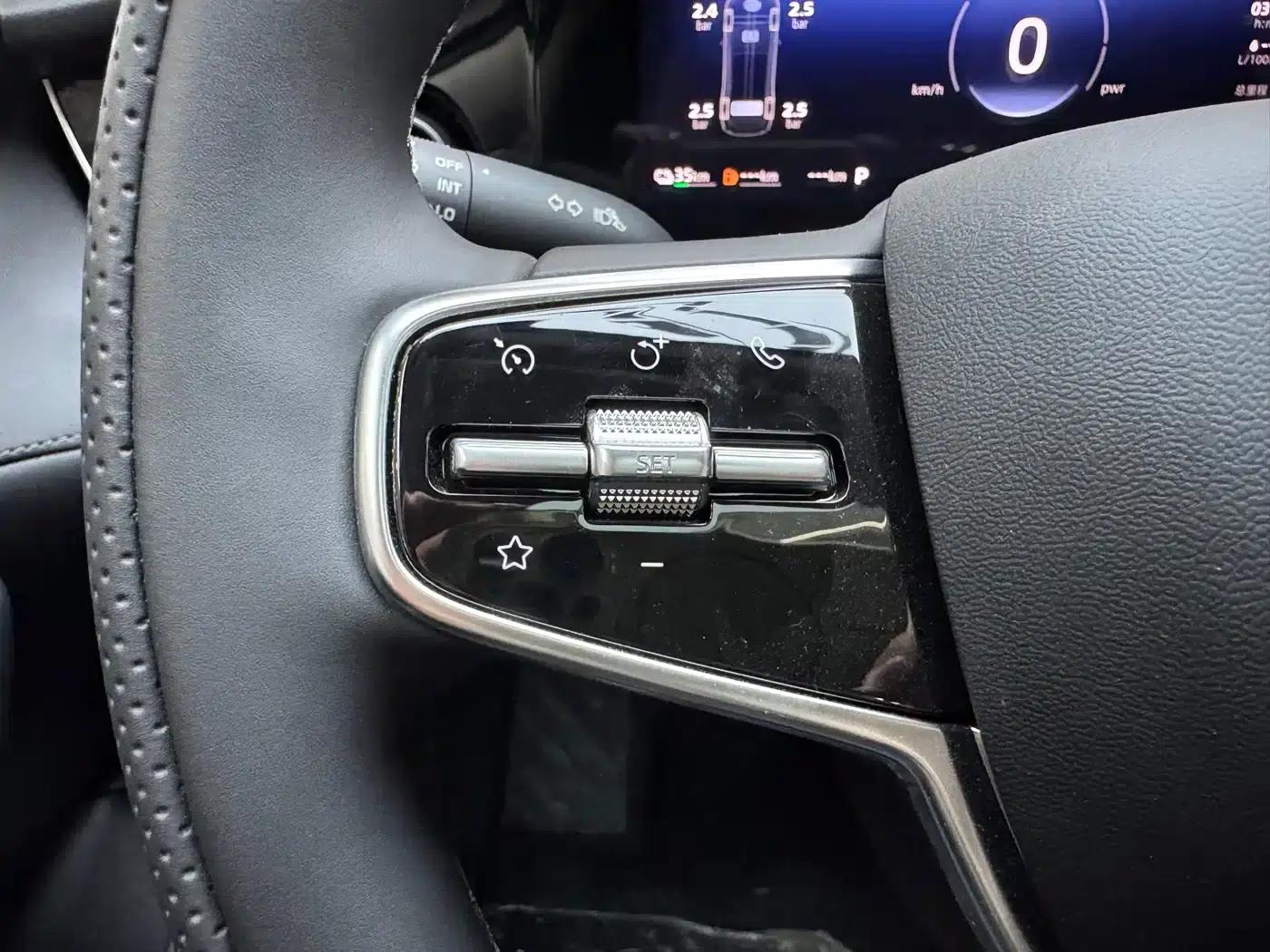 Roewe D7 2023 DMH 125km Super Edition — миниатюра 20
