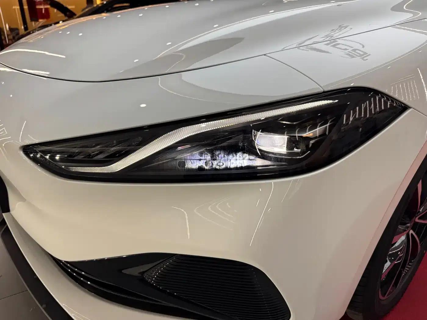 Roewe D7 2023 DMH 125km Super Edition — миниатюра 32