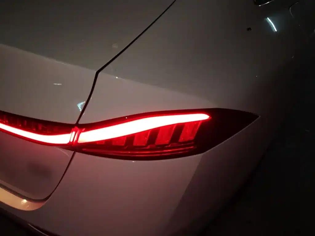 Roewe D7 2025 DMH 125km World Champion Edition — миниатюра 8