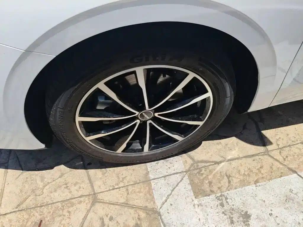 Roewe D7 2025 DMH 125km World Champion Excellence Edition — миниатюра 23