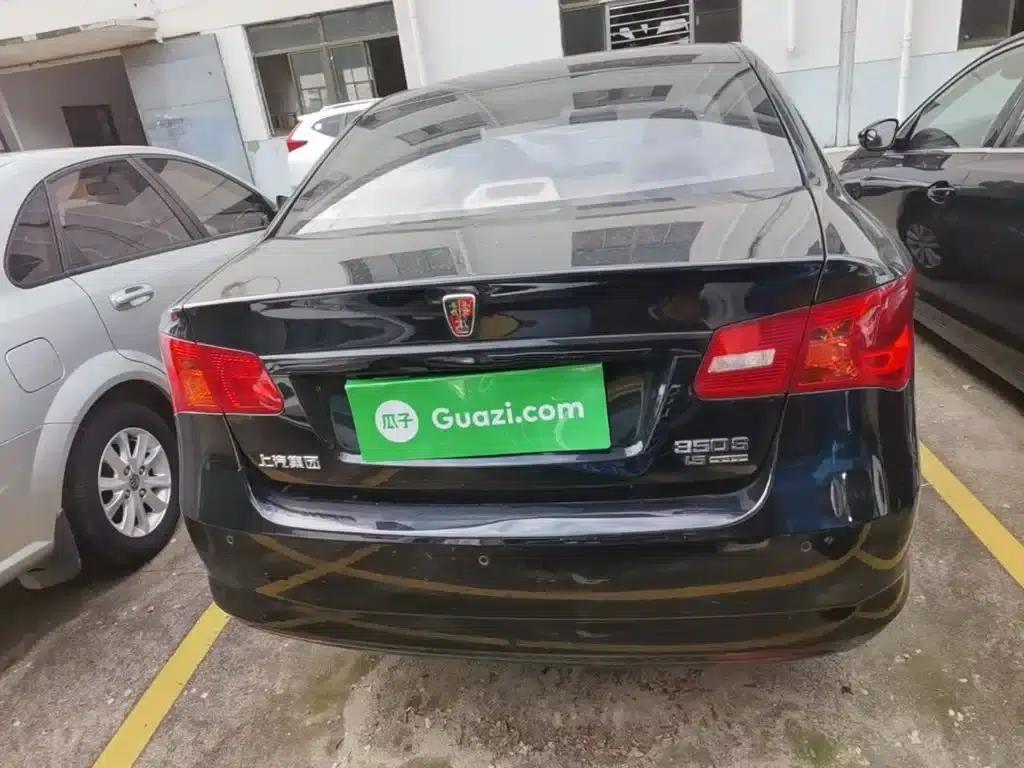 Roewe 350 2015 1.5L Manual Deluxe Sunroof Edition — миниатюра 6