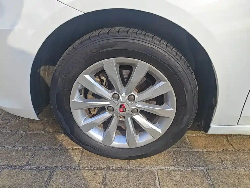 Roewe i6 Classic 2017 20T Automatic Internet Smart Edition — миниатюра 23
