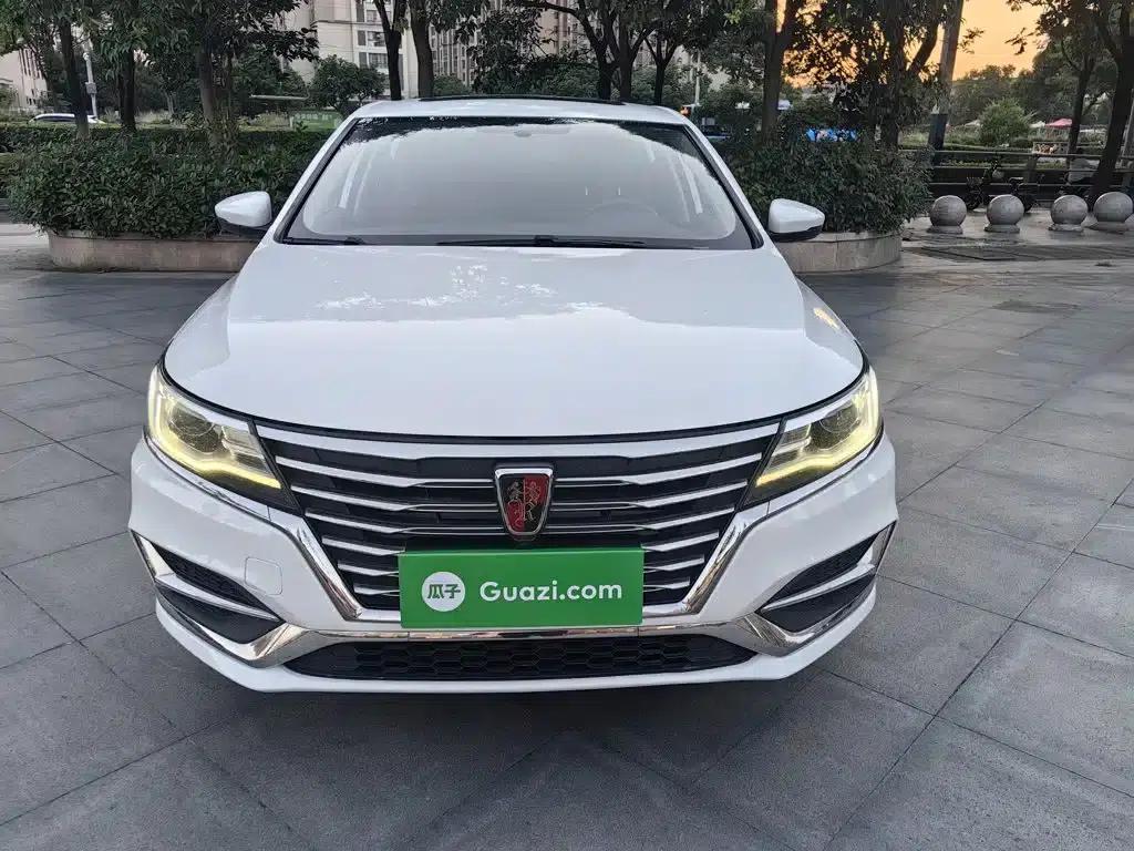Roewe i6 Classic 2019 PLUS 1.6L CVT 4G Connected Flagship Edition — миниатюра 24