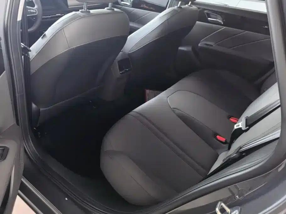 Roewe i6 2026 1.5L Luxury Edition — миниатюра 11
