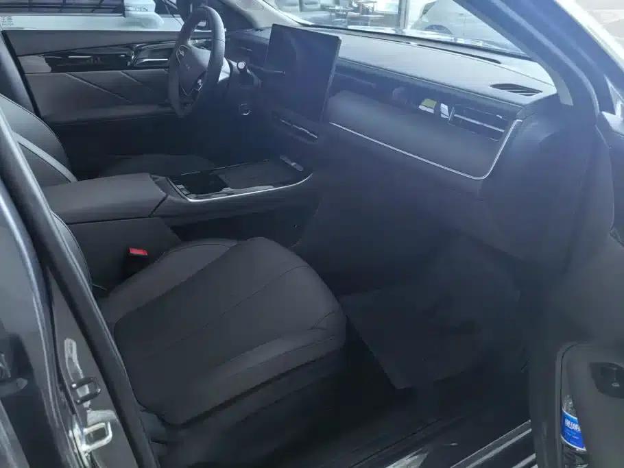 Roewe i6 2026 1.5L Luxury Edition — миниатюра 8