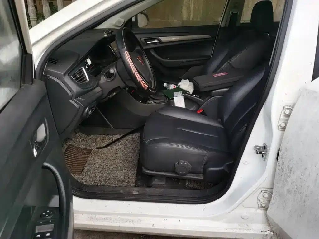 Roewe 360 2017 1.5L Automatic Deluxe Edition — миниатюра 12