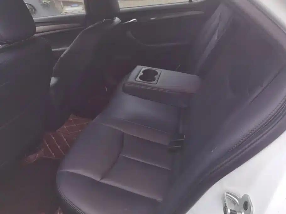 Roewe 360 2015 1.5L Automatic Deluxe Edition — миниатюра 11