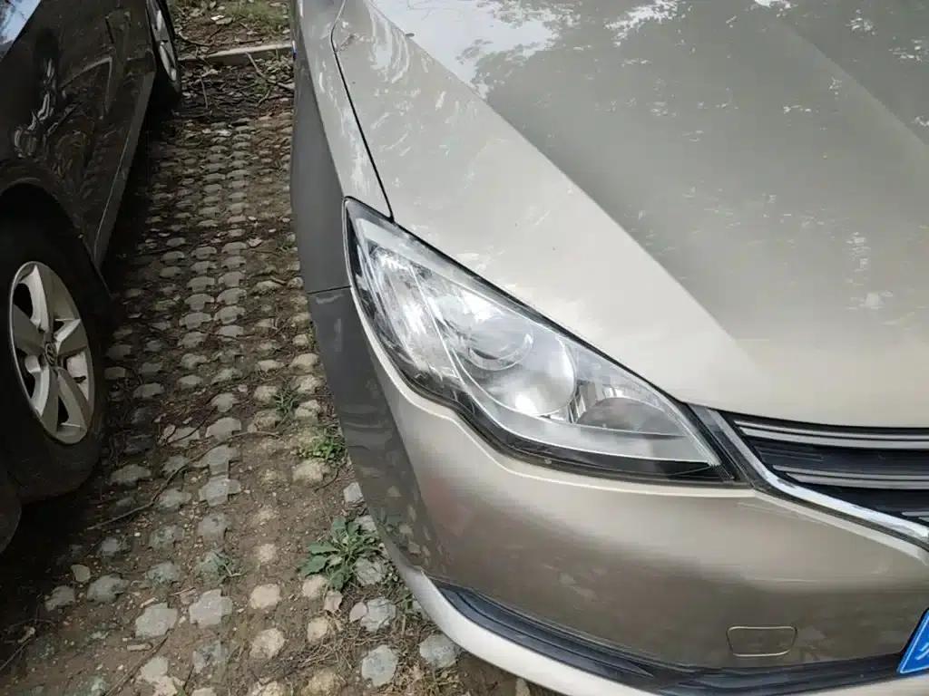 Roewe 360 2015 1.5L Manual Deluxe Edition — миниатюра 13