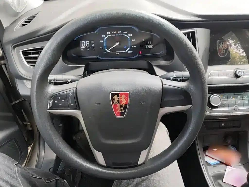 Roewe 360 2015 1.5L Manual Deluxe Edition — миниатюра 17