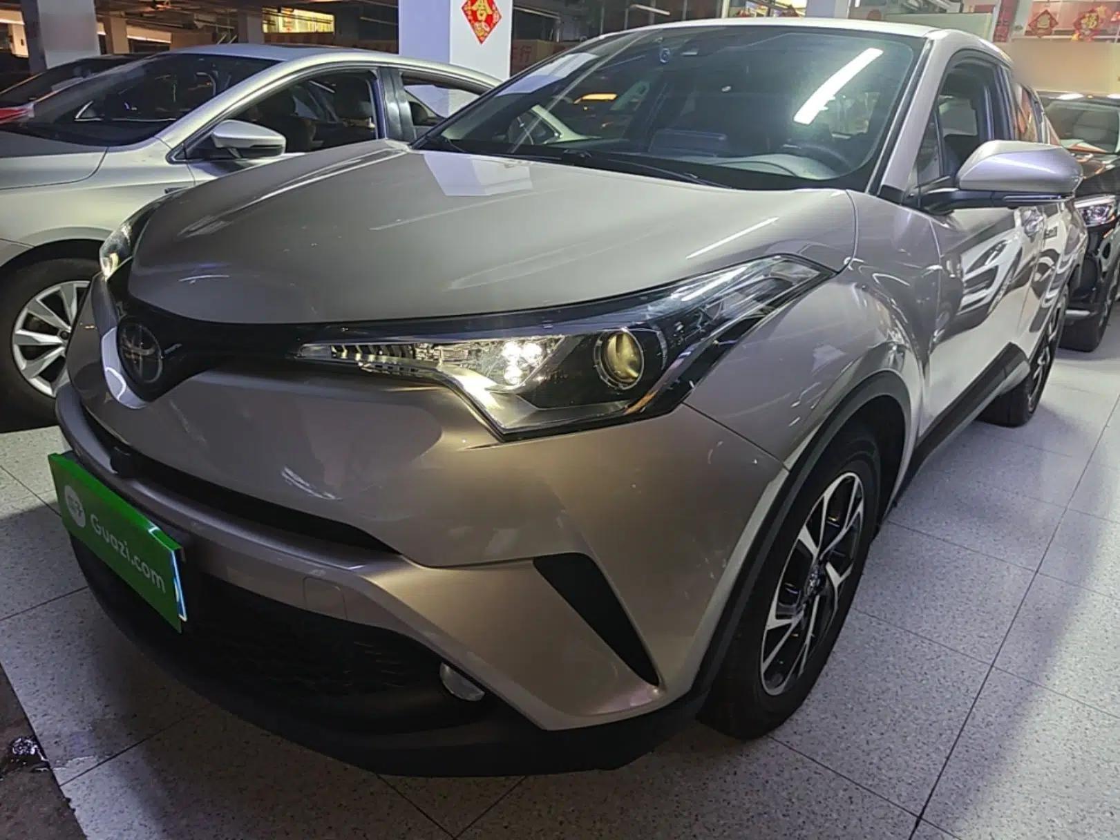 Toyota C-HR 2020 2.0L Leading Edition — миниатюра 1
