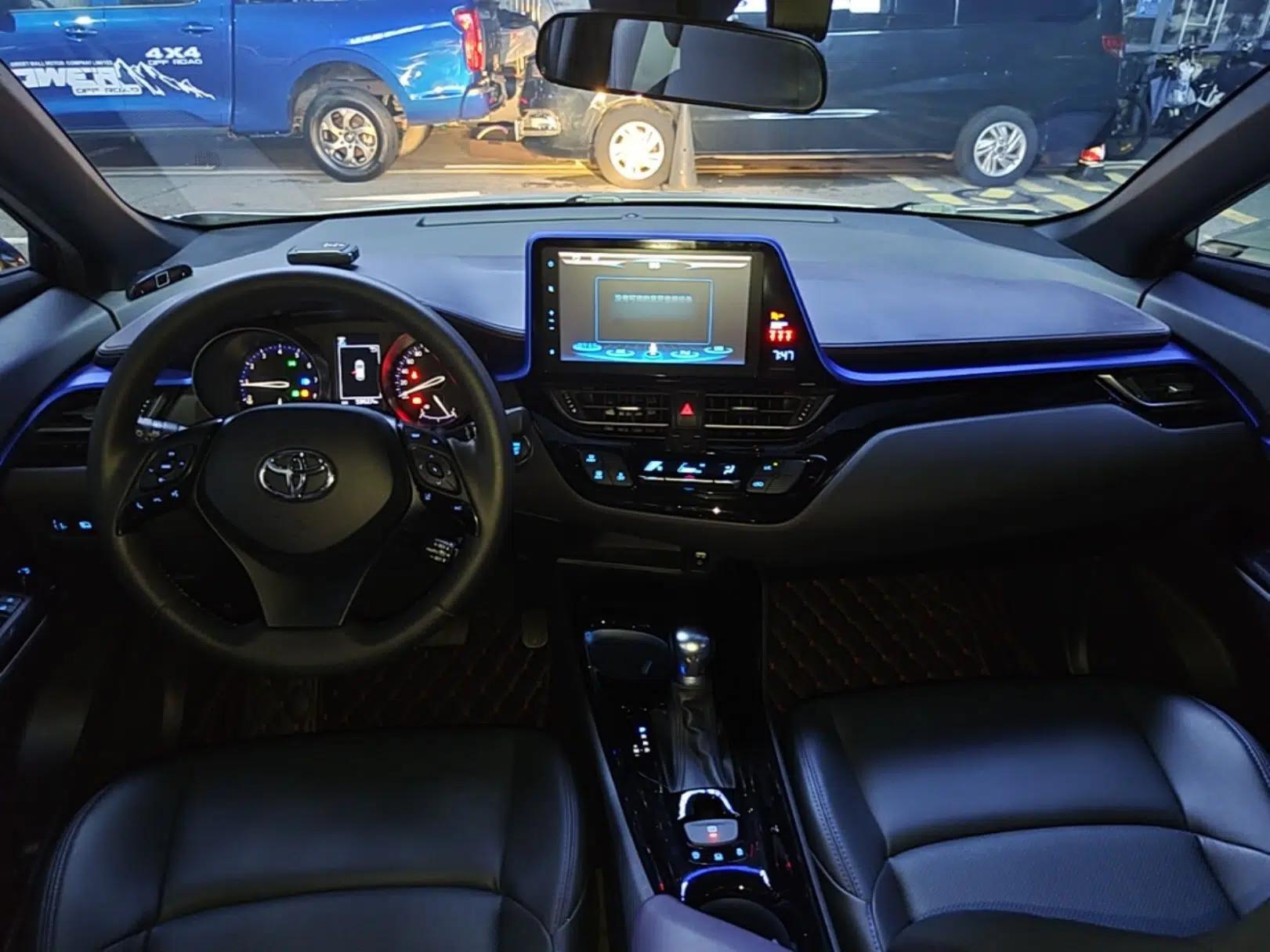 Toyota C-HR 2020 2.0L Leading Edition — миниатюра 12