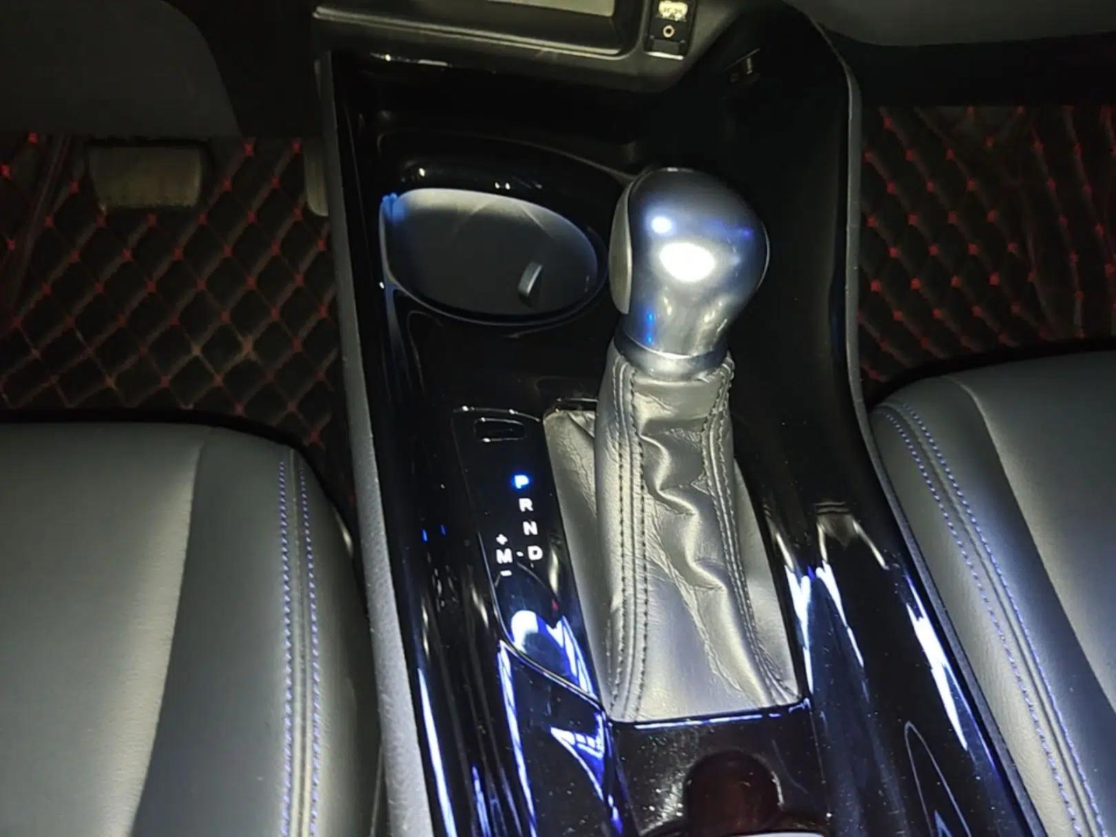 Toyota C-HR 2020 2.0L Leading Edition — миниатюра 16