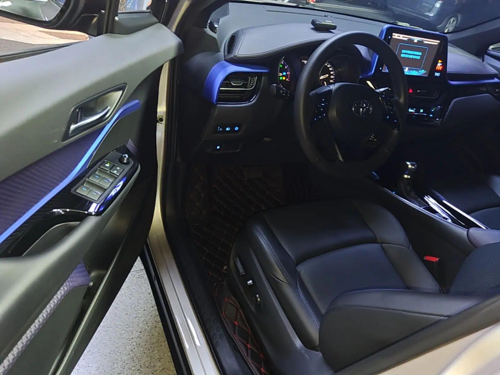 Toyota C-HR 2020 2.0L Leading Edition — миниатюра 18