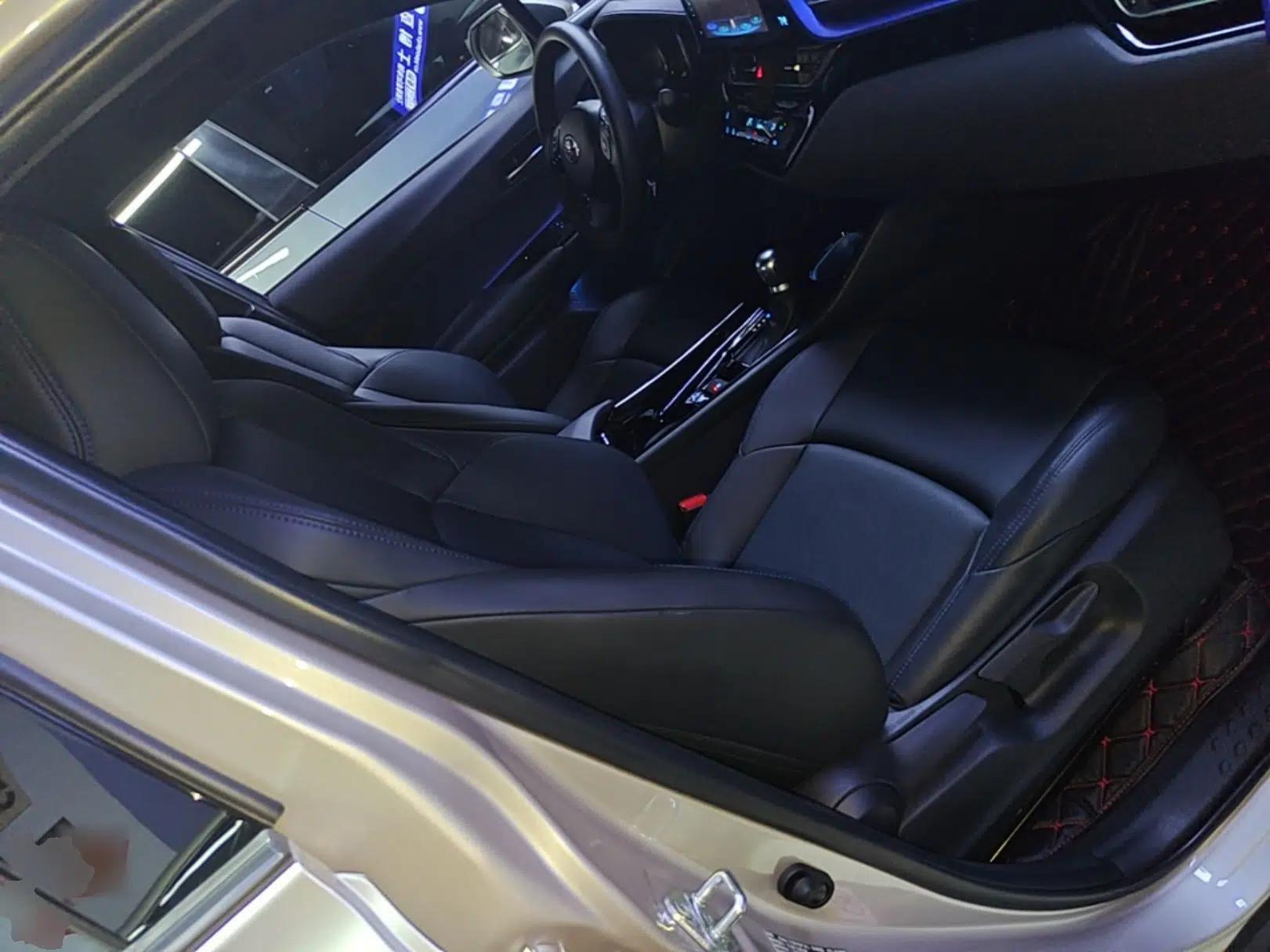 Toyota C-HR 2020 2.0L Leading Edition — миниатюра 19