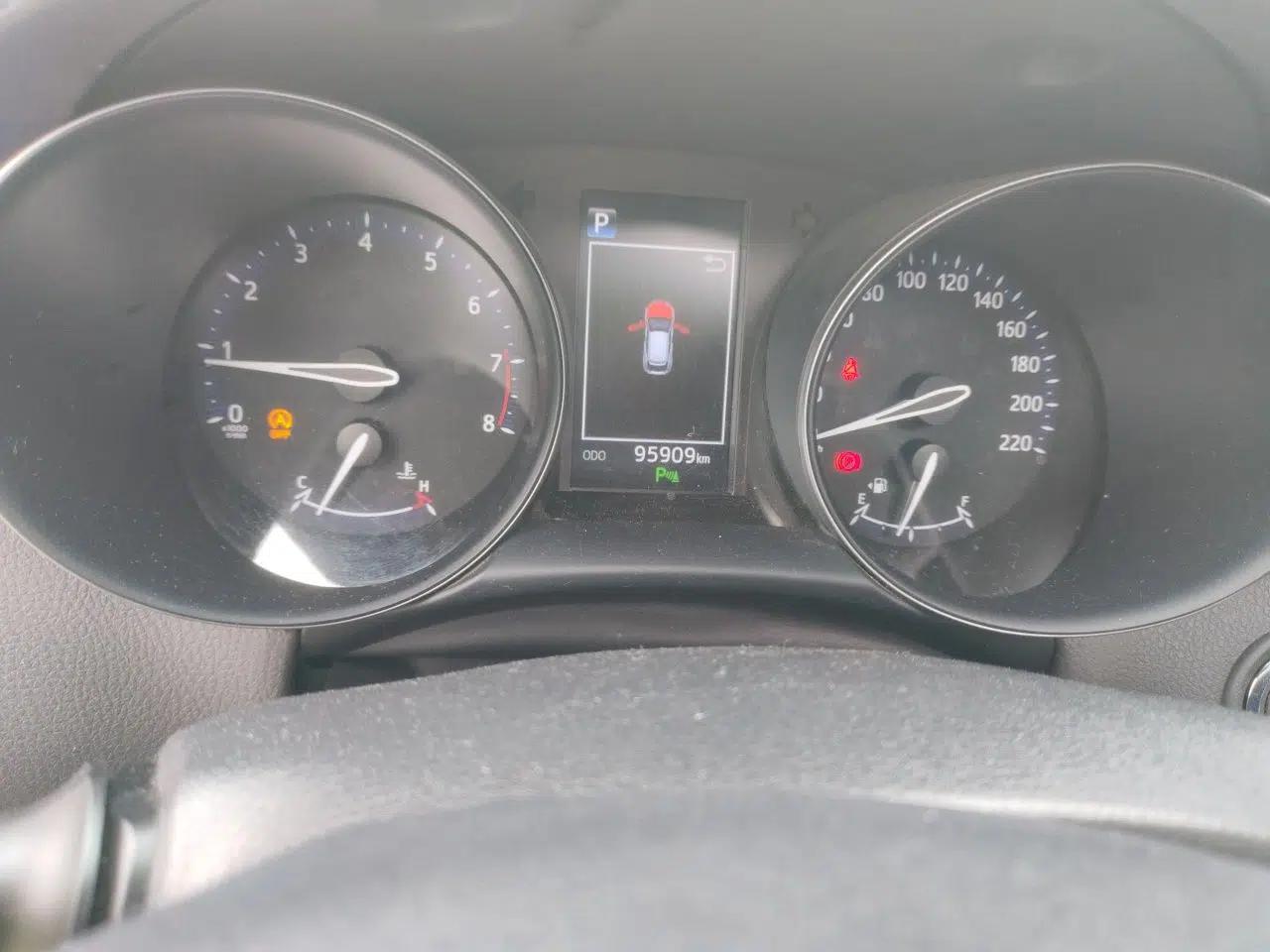 Toyota C-HR 2020 2.0L Leading Edition — миниатюра 11